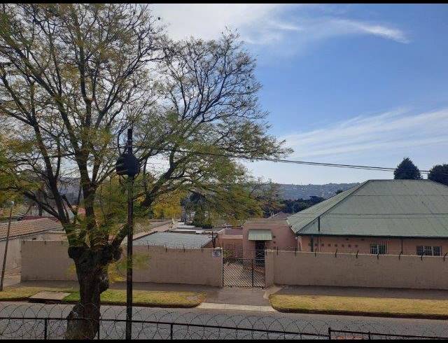 3 BEDROOM HOUSE FOR SALE IN KENSINGTON